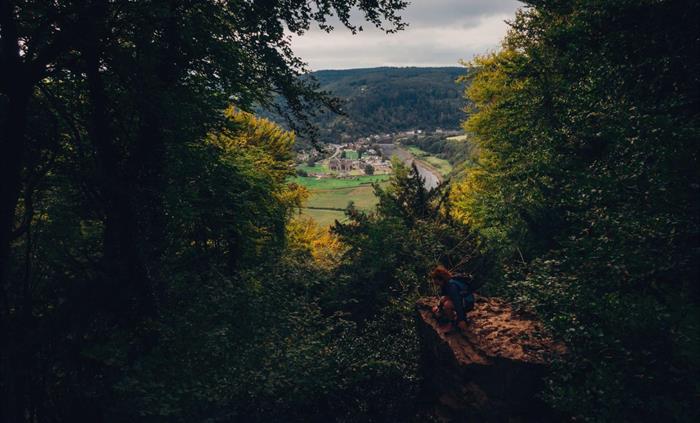 This narrow pillar of limestone on the Offa's Dyke Path has magnificent views over Tintern Abbey. Legend has it that the devil preached from the ‘pulp